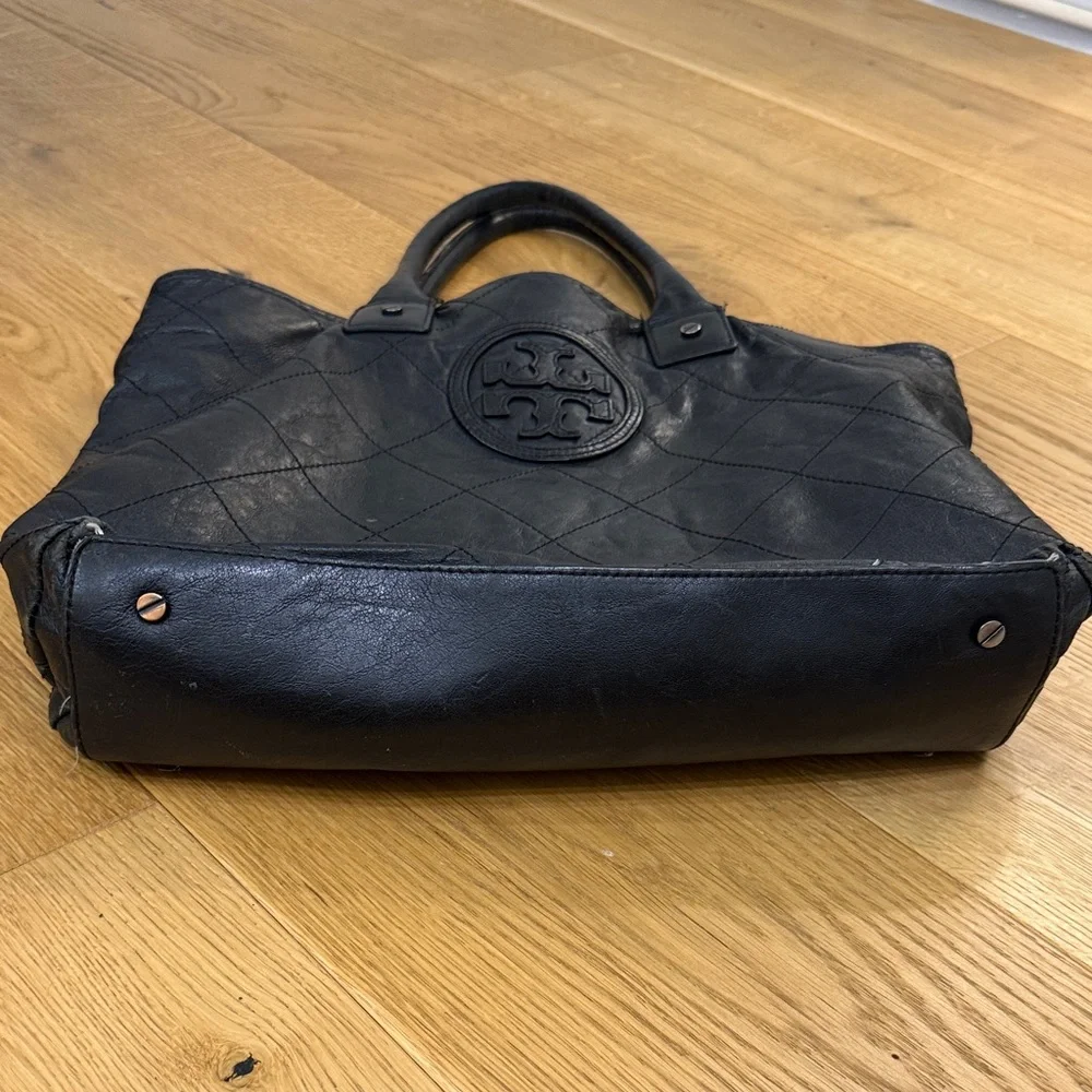Tory Burch Quilted Black Leather Ella Tote Bag - Picture 2 of 8